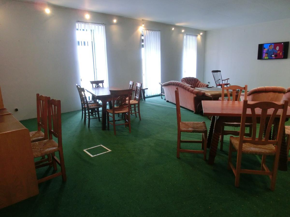 Domane Neu Gaarz Hostel Dış mekan fotoğraf
