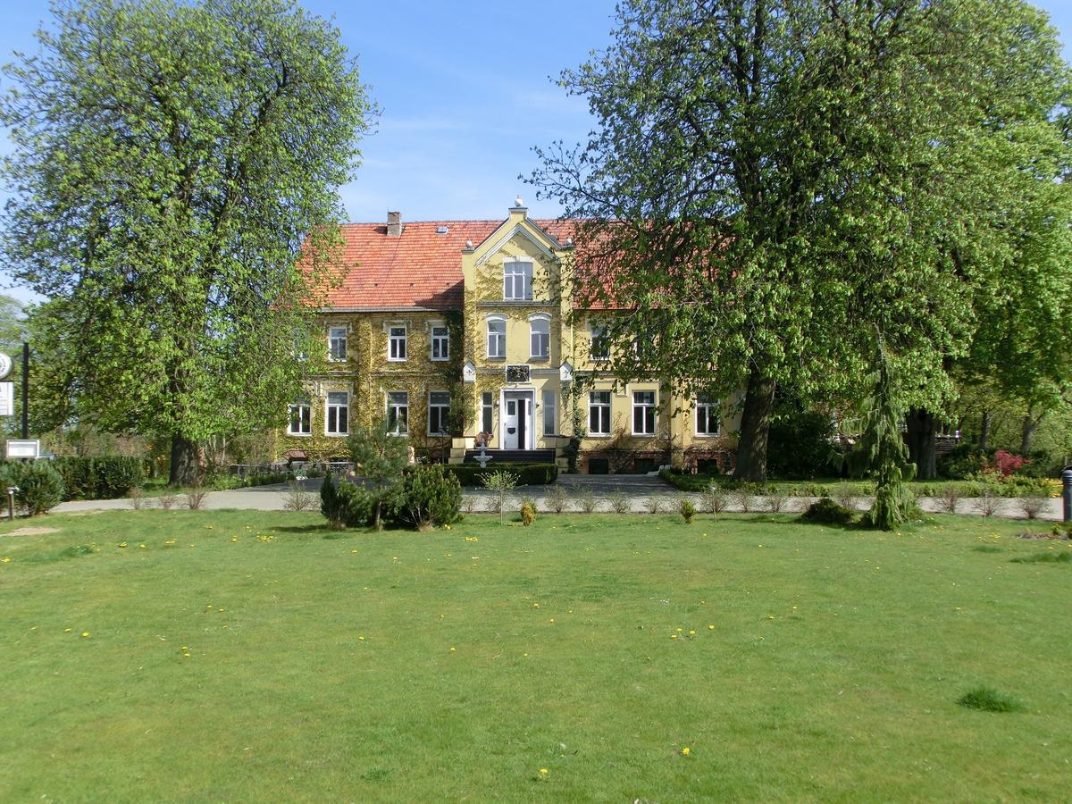 Domane Neu Gaarz Hostel Dış mekan fotoğraf
