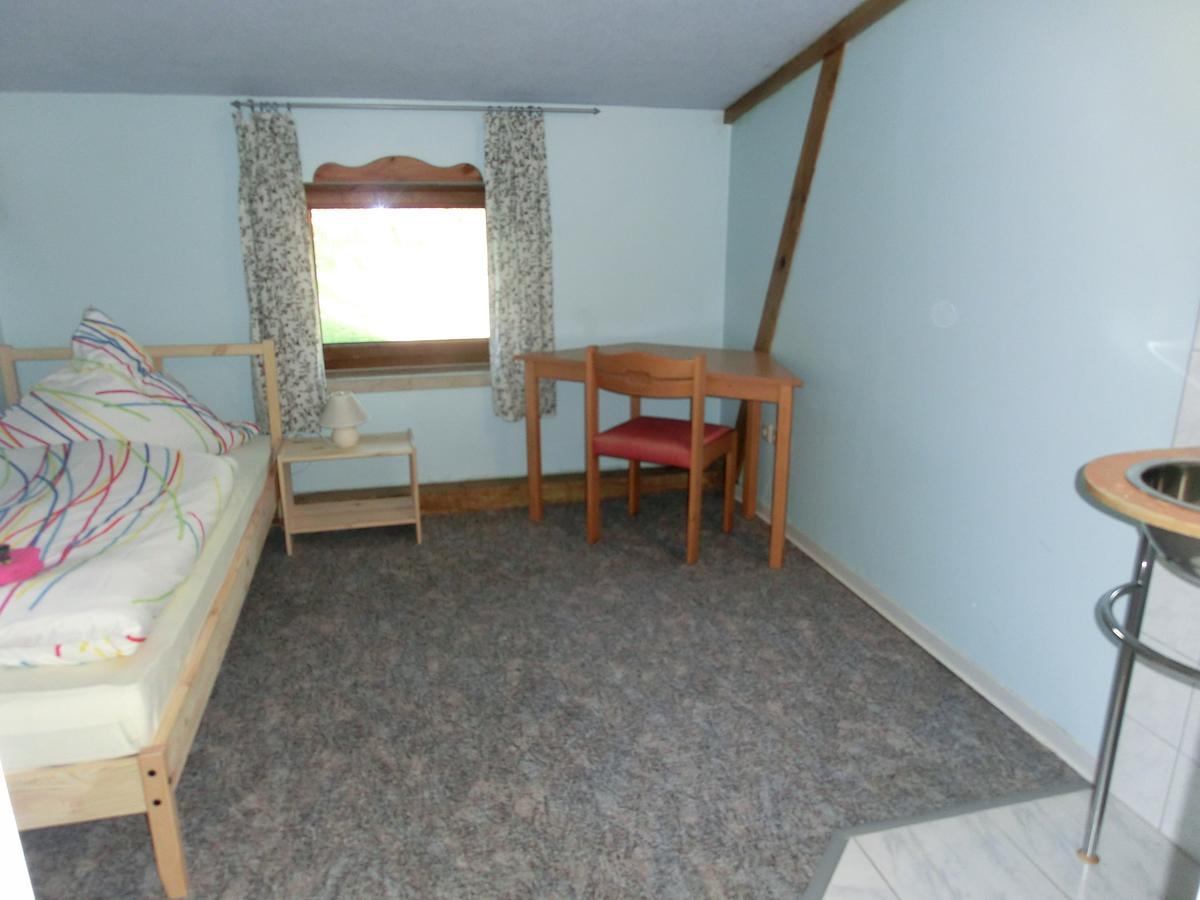 Domane Neu Gaarz Hostel Oda fotoğraf